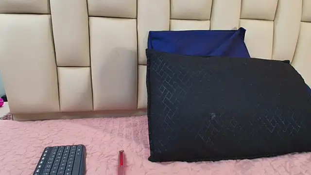 sweet amye online show from 11.21.25