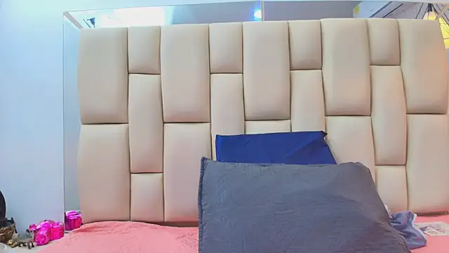 sweet amye online show from 12.18.25