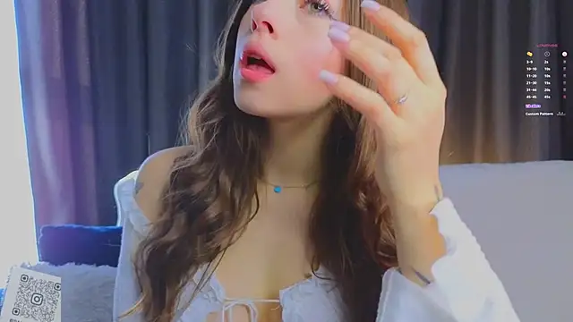 VirginiaHouston online show from 11.01.25