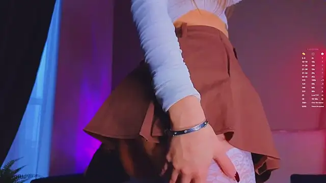 VirginiaHouston online show from 01.11.26