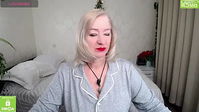 hunters woman online show from 03.12.26