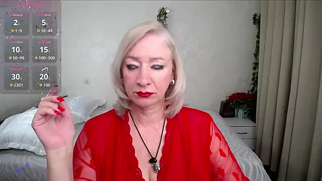 Snapshot of hunters_woman chatting on 05.21.26 hunters woman online show from 05.21.26