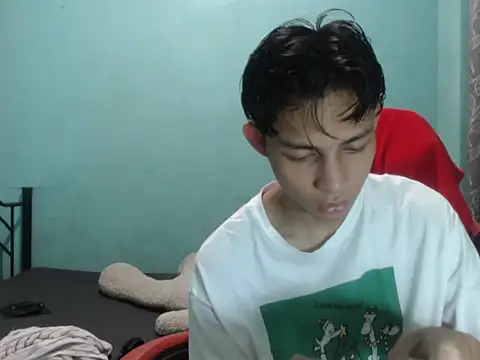 Snapshot of Kyoshi_19 chatting on 10.14.25 Kyoshi 19 online show from 10.14.25