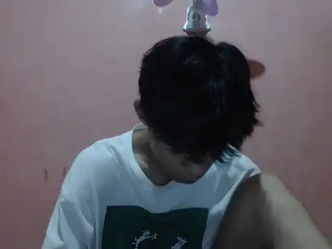 Snapshot of Kyoshi_19 chatting on 10.31.25 Kyoshi 19 online show from 10.31.25