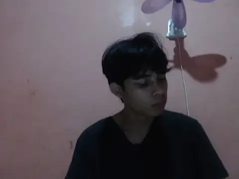 Snapshot of Kyoshi_19 chatting on 11.17.25 Kyoshi 19 online show from 11.17.25