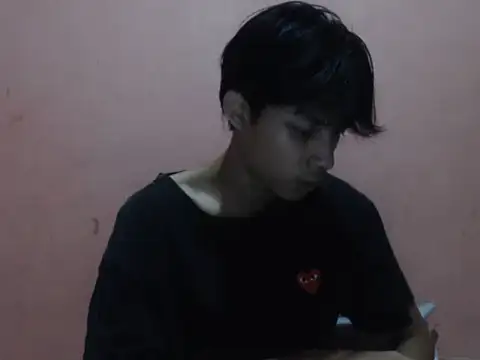 Snapshot of Kyoshi_19 chatting on 11.30.25 Kyoshi 19 online show from 11.30.25