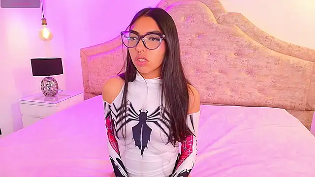 Snapshot of Sphere01 chatting on 11.23.25 Sphere01 online show from 11.23.25