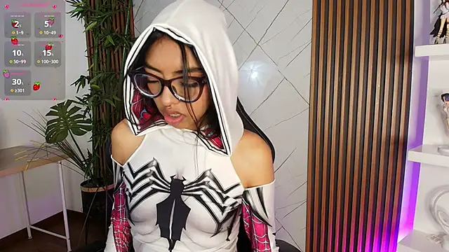 Snapshot of Sphere01 chatting on 02.22.26 Sphere01 online show from 02.22.26