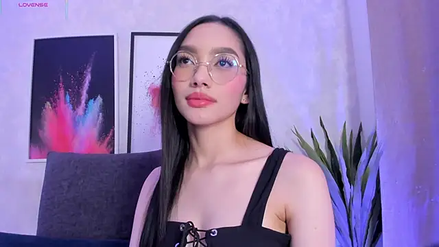 Snapshot of Keira_Corleone chatting on 11.22.25 Keira Corleone online show from 11.22.25