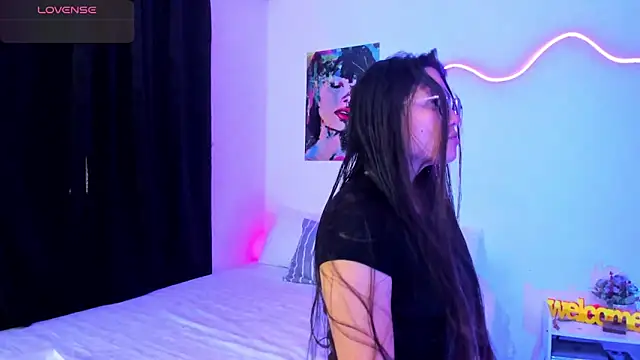 Dilan and Mia online show from 09.11.25