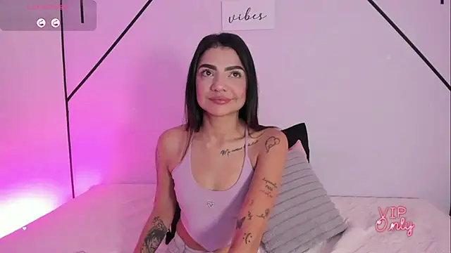 MiahCornell  online show from 02.10.26