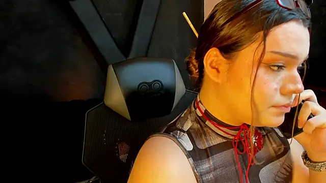 Snapshot of Maxxxine1 chatting on 09.23.25 Maxxxine1 online show from 09.23.25