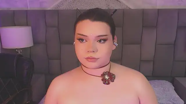 Snapshot of Maxxxine1 chatting on 11.29.25 Maxxxine1 online show from 11.29.25