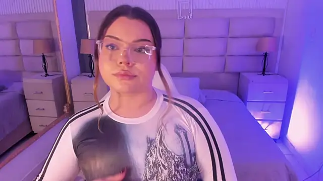 Maxxxine1 online show from 01.18.26