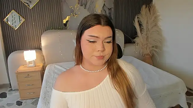 Snapshot of Maxxxine1 chatting on 03.03.26 Maxxxine1 online show from 03.03.26