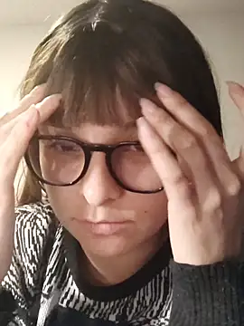 Aurora blaack online show from 10.28.25