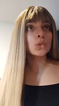 Aurora blaack online show from 12.15.25