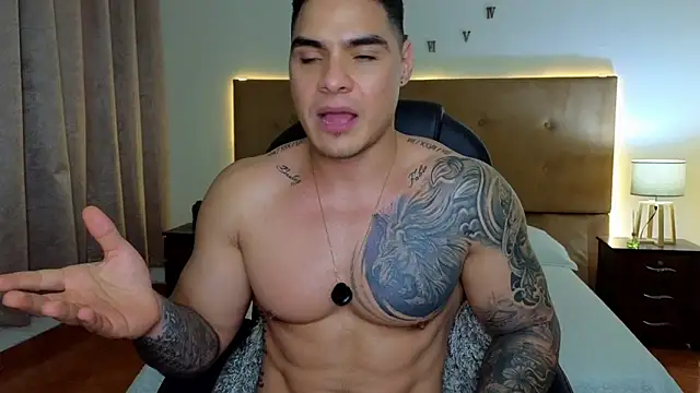 Snapshot of Steven_Velez chatting on 10.17.25 Steven Velez online show from 10.17.25