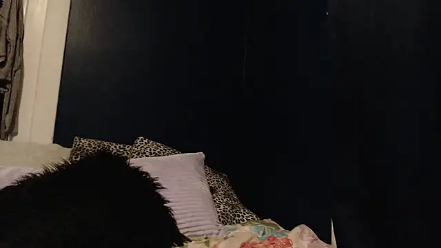 Snapshot of RubySmoke chatting on 10.15.25 RubySmoke online show from 10.15.25