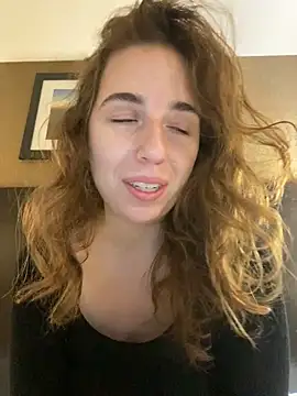 Snapshot of sweetsocalgirl chatting on 09.28.25 sweetsocalgirl online show from 09.28.25