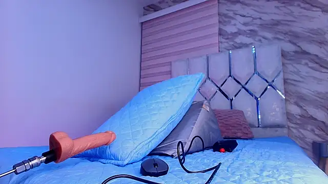 cataleya ebony  online show from 04.14.26