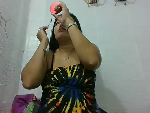 Snapshot of vivahot_sweet chatting on 09.11.25 vivahot sweet online show from 09.11.25