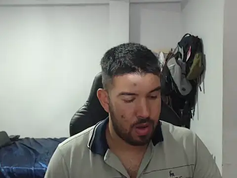 Snapshot of Axel11113 chatting on 09.16.25 Axel11113 online show from 09.16.25