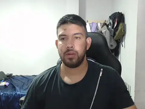 Snapshot of Axel11113 chatting on 09.20.25 Axel11113 online show from 09.20.25