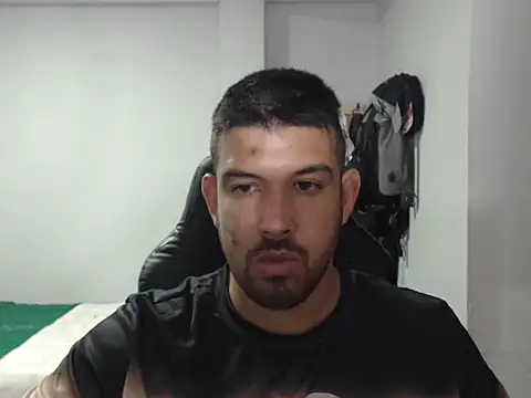 Snapshot of Axel11113 chatting on 11.03.25 Axel11113 online show from 11.03.25