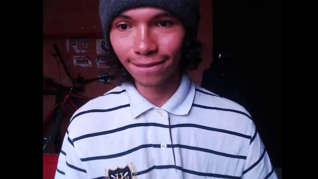 Xoxo Smiles online show from 09.25.25