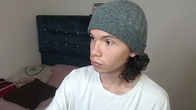 Xoxo Smiles online show from 10.18.25