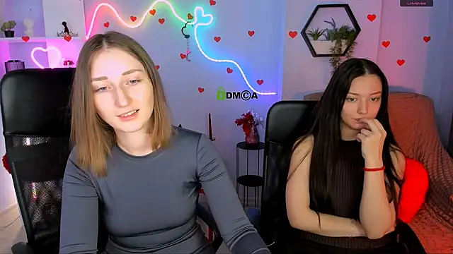 eva smiith  online show from 04.08.26