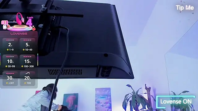 malthe 022 online show from 10.04.25