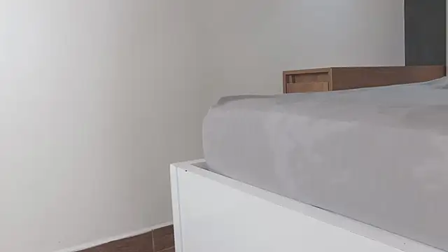 RiriiBrunette   online show from 12.15.25