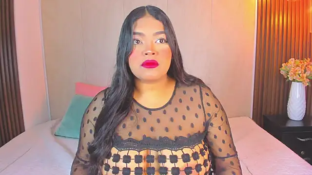 Snapshot of RileyDolly chatting on 10.10.25 RileyDolly online show from 10.10.25