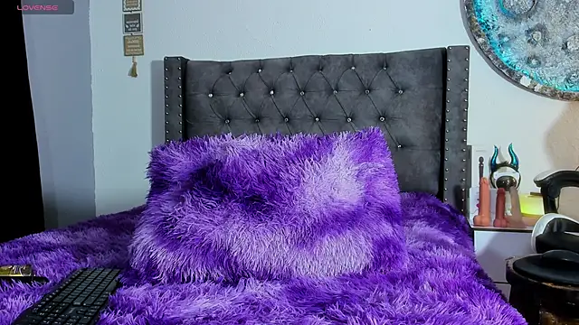 Katherine Rose online show from 01.15.26