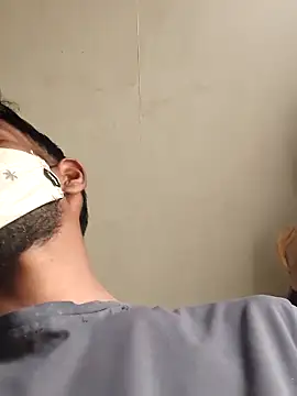 RAYI Queen 4 online show from 12.14.25