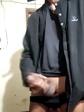 RAYI Queen 4 online show from 12.21.25