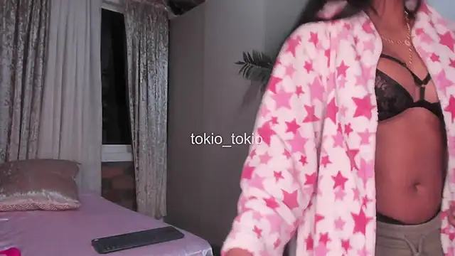 Snapshot of Tokio_Tokio chatting on 12.13.24 Tokio Tokio online show from 12.13.24