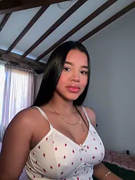 Snapshot of Tokio_Tokio chatting on 12.31.24 Tokio Tokio online show from 12.31.24