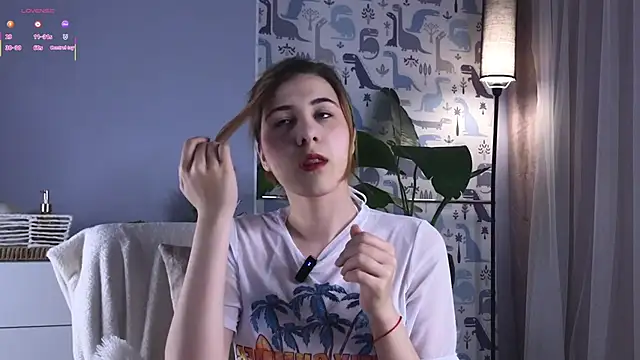 QueenieGitt online show from 03.24.26