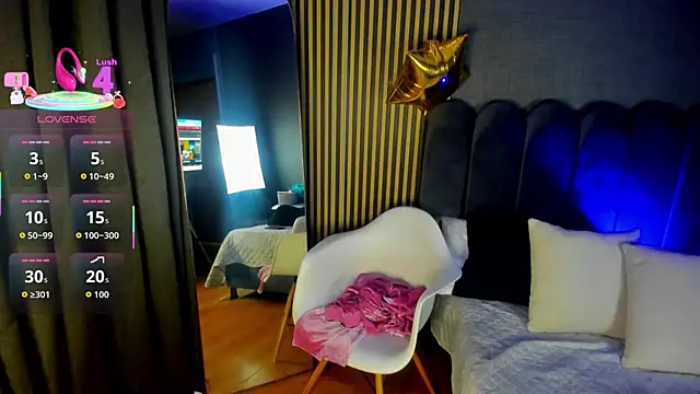 Snapshot of Gina_77 chatting on 10.09.25 Gina 77 online show from 10.09.25