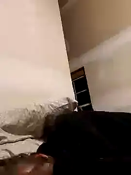 Snapshot of dandonn chatting on 01.25.25 dandonn online show from 01.25.25