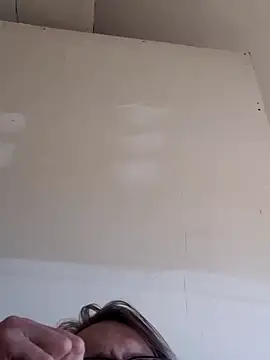 Snapshot of dandonn chatting on 03.03.25 dandonn online show from 03.03.25