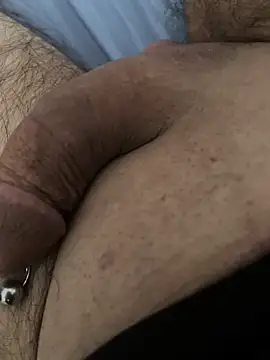 Snapshot of akrap11 chatting on 09.30.25 akrap11 online show from 09.30.25