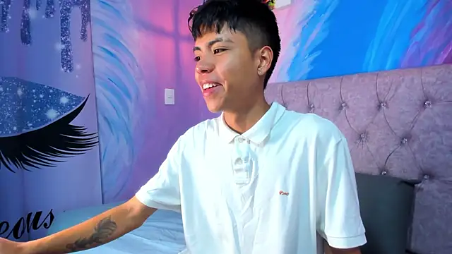 Snapshot of MaxiWildd chatting on 02.16.26 MaxiWildd online show from 02.16.26