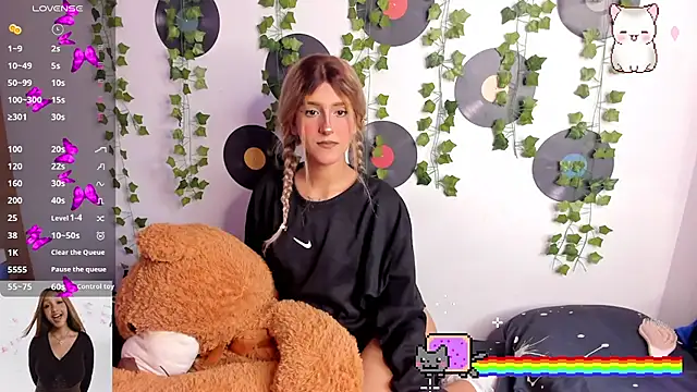 Amy Moonlight online show from 09.19.25