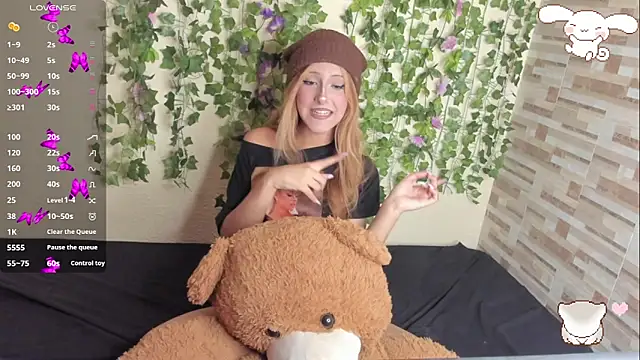 Amy Moonlight online show from 06.12.26