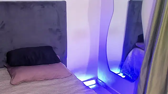 saramikaelson online show from 01.13.26