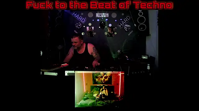 Wir2002Paar online show from 05.24.26